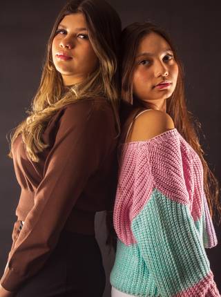 Ensaio Feminino em Estúdio de  Yasmin e Duda 