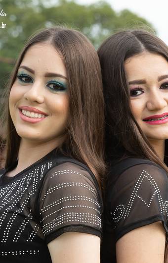 Aniversários de Ensaio pré aniversário Paola e Poliana Zanardi