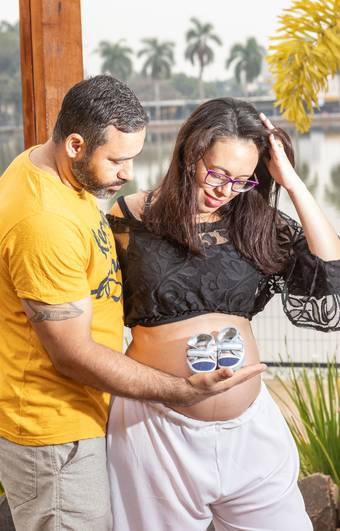 Gestante de Andressa e Marcio em book de gestantes
