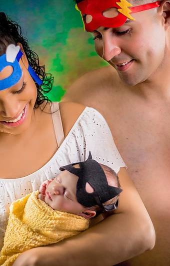 Família de Veja este super-herói mais foto que, Recém-nascido, chegou para a família