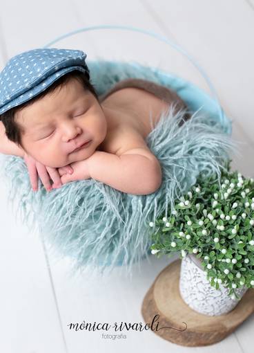 Newborn de  Book Newborn Arthur 