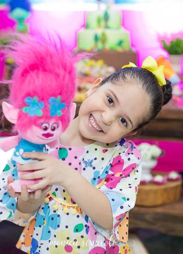 Aniversários de Isabela e os Trolls