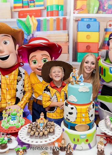 Aniversários de Gustavo Story - 4 anos