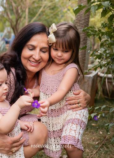 Ensaios de Família de Passeio com a vovó Rosana