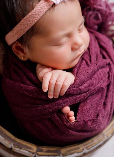 Newborn menina de Olivia 12 dias