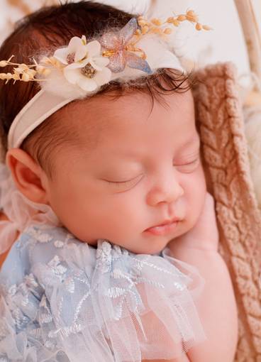 Newborn menina de Alice 25 dias 