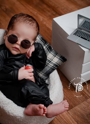 Newborn menina de Álvaro  16 dias