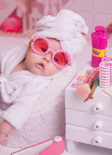 Ensaios temáticos de Fernandinha divando 