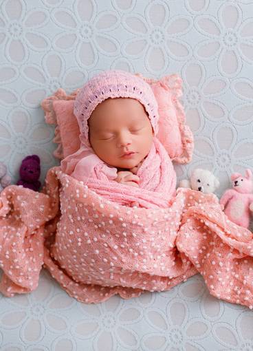 Newborn menina de Alice 18 dias 