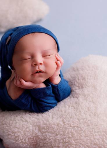 Newborn menino de Theo  14 dias 