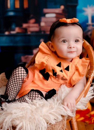 Acompanhamento mensal de Alice Halloween