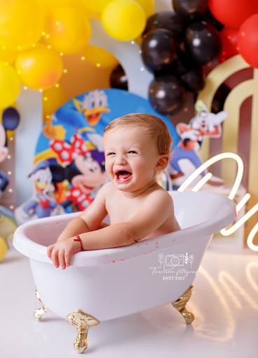 Smash the cake de Noah 1 ano