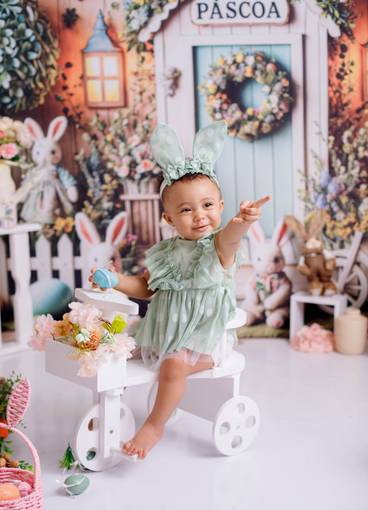 Acompanhamento mensal de Isis Páscoa 