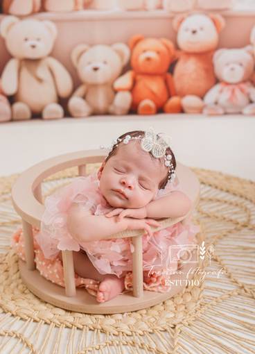 Newborn menina de Heloisa 21 dias