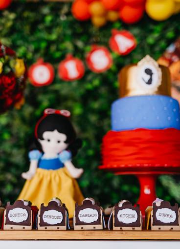 Infantil de Heloisa 1 aninho