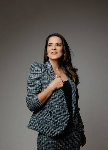 Perfil Profissional de Dra. Luiza Hassan