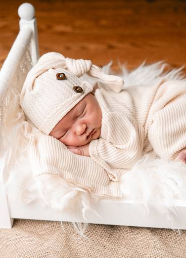 Newborn Lifestyle of Newborn