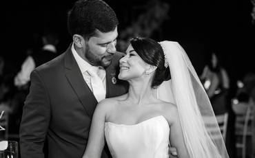 COMO VIVER O SEU CASAMENTO SEM TRANSFORMAR ELE NUMA SESSÃO DE FOTOS
