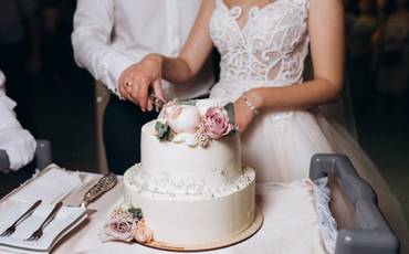 Como calcular a quantidade de bolo para o meu Casamento?