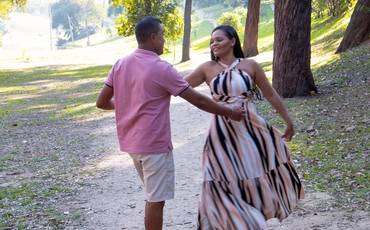 Por que fazer um ensaio no Dia dos Namorados é um presente que toca a alma — e fica pra sempre