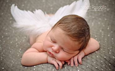 Ensaio Newborn, saiba o que é antes de contratar