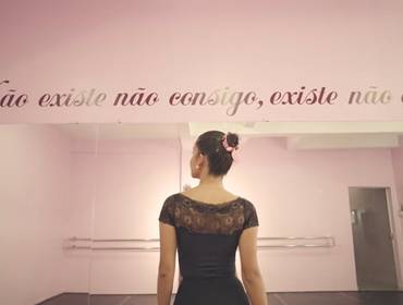 Comerciais, clipes musicais, outros de Délicat Ballet - Institucional