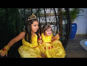 7 anos de 1 e 7 Anos Antonella e Alícia 