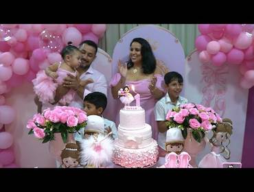 1 aninho de  1 Aninho Sarah