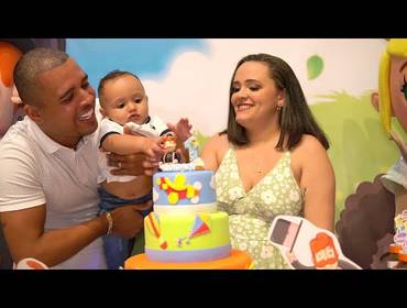 1 aninho de 1 aninho Logan