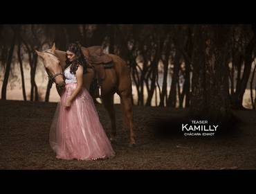 15 Anos de LINDO ENSAIO COM CAVALOS || KAMILLY 15 ANOS