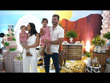 1 aninho de 1 Ano Wilson e 3 Anos Clara