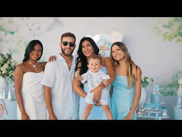 1 aninho de 1 ANINHO DO RAVI