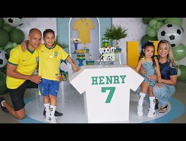 7 anos de 7 anos do Henry