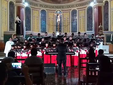 Pequenos Cantores de Cássia de Audição de Natal