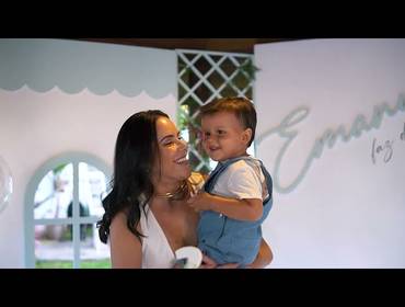 2 anos de 2 anos do Emanuel