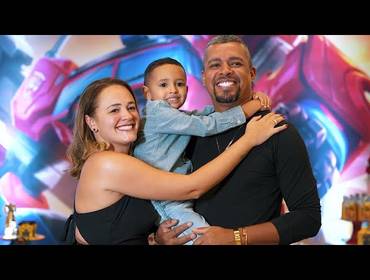 5 anos de 5 anos do Logan