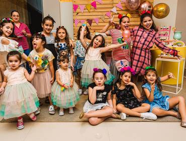 Festa Infantil de Cat fez 3 e Helena fez 7