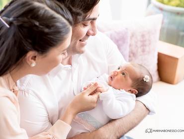 Família de Primeiro mês da Ísis