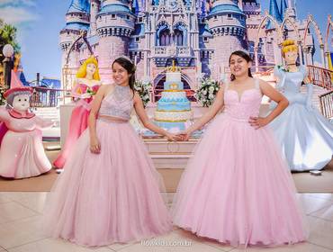 Aniversário Duplo de Daphine 10 anos / Mel 12 anos