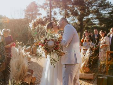 Casamento de Casamento ao ar livre no Jardim dos Platanos