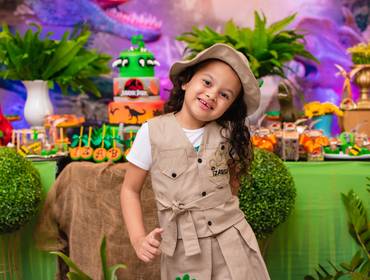 MENINAS de Izabella / Jurassic Park 