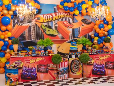 MENINOS de Enrico 5 Anos - Hot Wheels