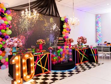 MENINAS de Neon - 10 anos Isadora 