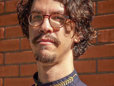 Retrato corporativo de Milan Puh