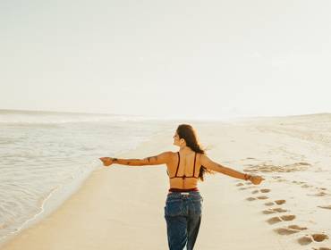 FEMININO de H a n n a h