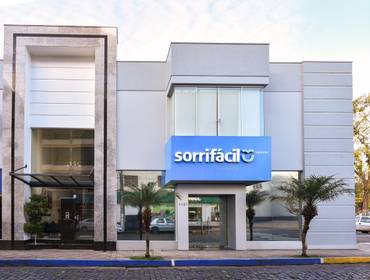 Publicidade de Sorri Fácil