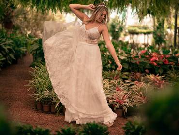 Publicidade de EDITORIAL DE MODA ESTILISTA SOLANGE FLESCH