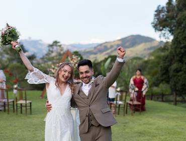 Casamentos de Elopement em São Bento do Sapucaí: Addie e Elias na Hospedaria Vida na Roça