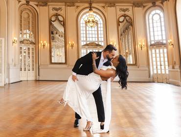 Pré-Casamento de Pré-Wedding no Automóvel Clube de Minas Gerais e Praça da Liberdade: Nathalia e Enrico