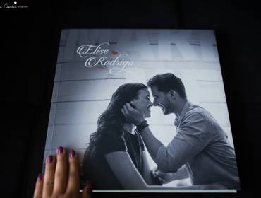 ÁLBUNS de ÁLBUM SURPRESA